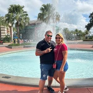 Meet your Posher, Sal